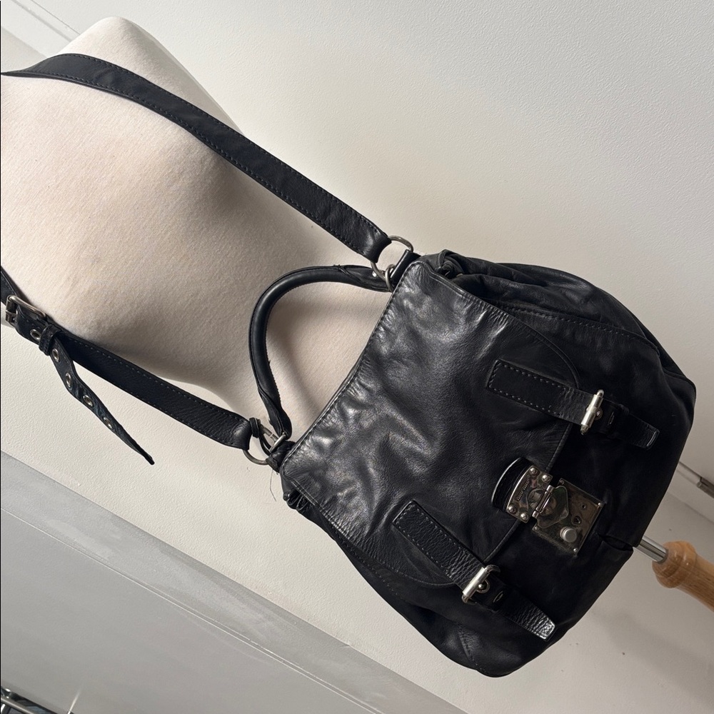 MIU MIU VINTAGE CROSS BODY BLACK LEATHER BAG